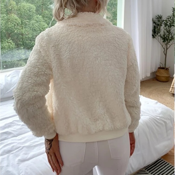 ❣️Host Pick❣️Shein Zip Up Teddy Jacket 6 - Picture 3 of 4